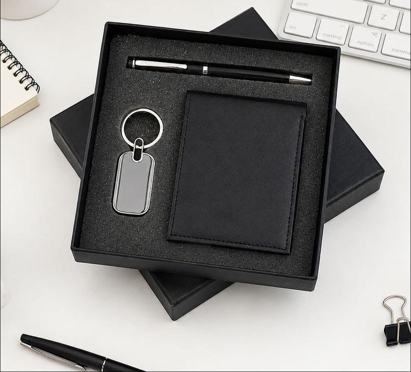 3-in-1 Wallet, Keychain & Pen Set, Black Box